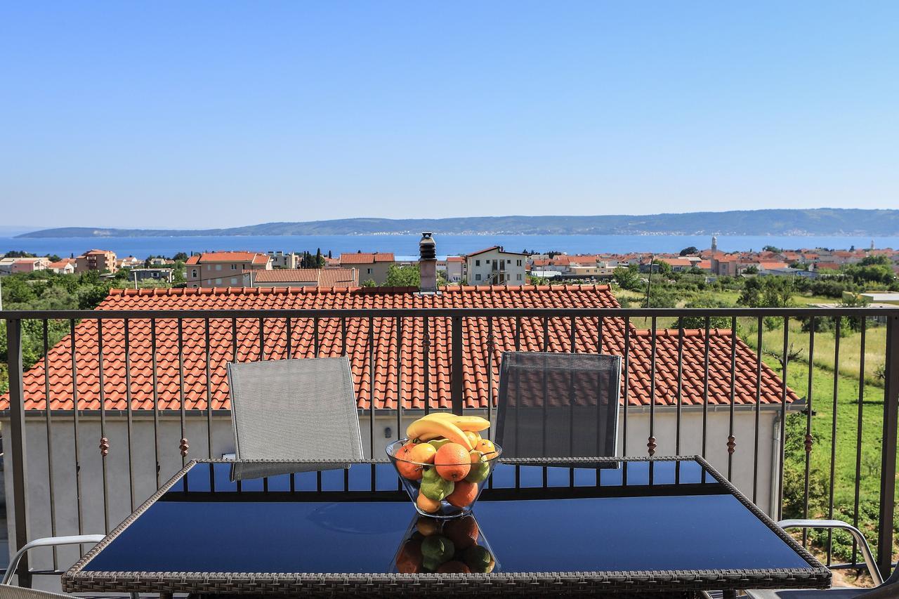 Holiday Home Chester With Heated Pool Kaštela エクステリア 写真